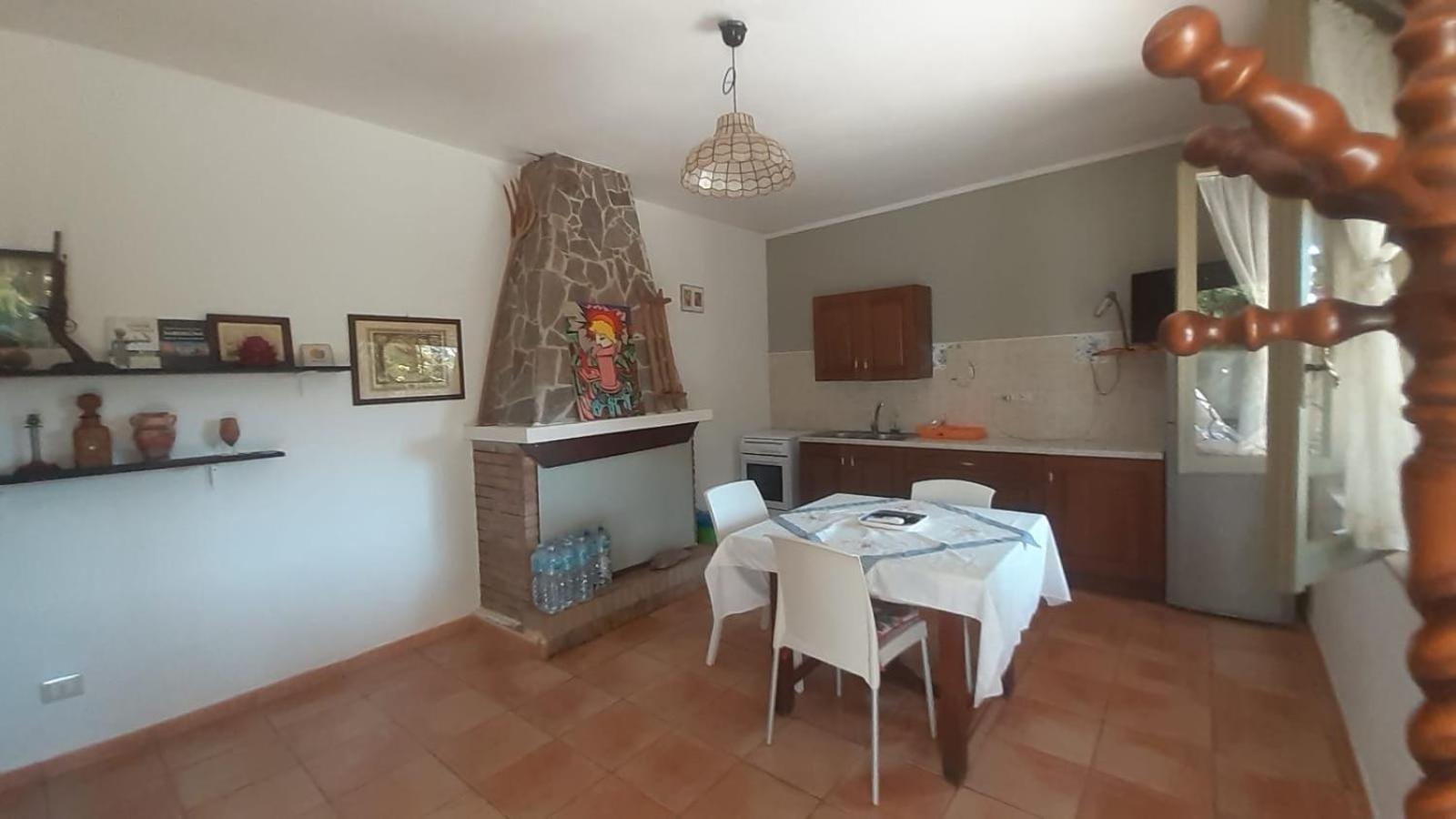 Villa Isuedda à Marrùbiu Extérieur photo