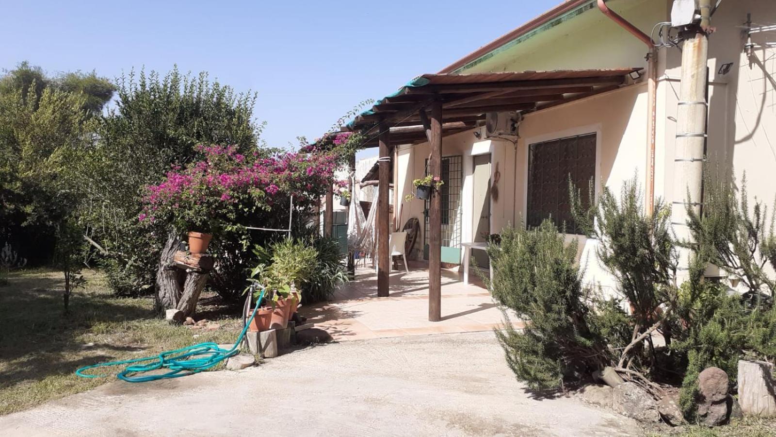 Villa Isuedda à Marrùbiu Extérieur photo